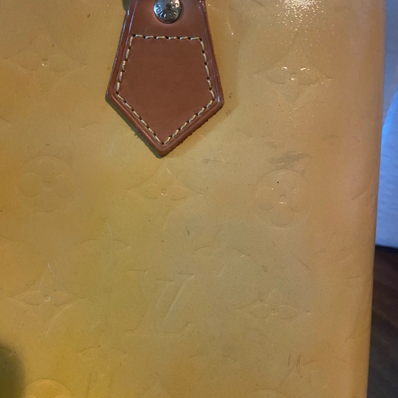 LV YELLOW VERNIS ZIP BAG - Picture 8 of 11